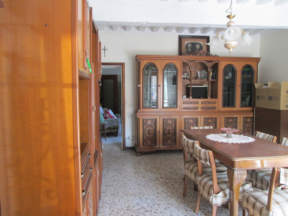 Casa di mq. 170, da ristrutturare