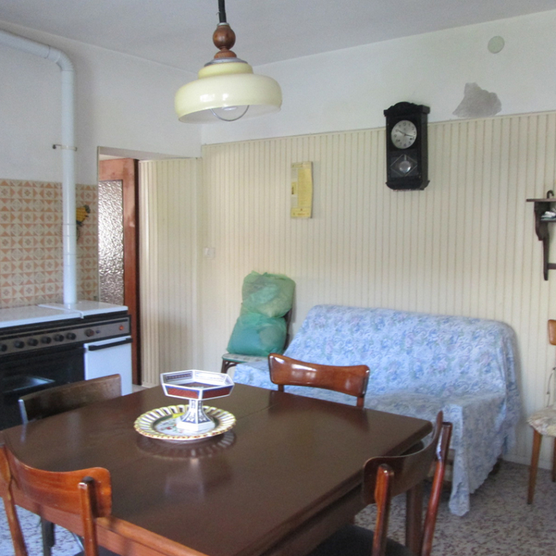 Casa di mq. 170, da ristrutturare