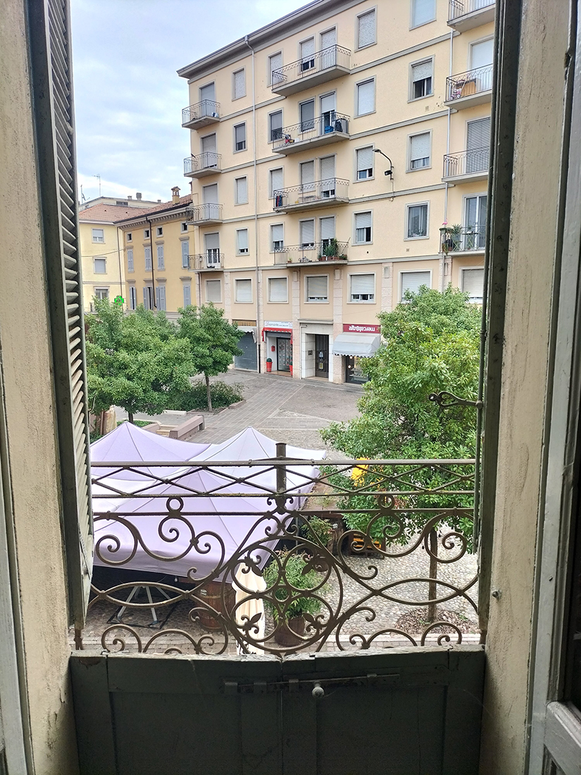 Stabile in Piazza Turati