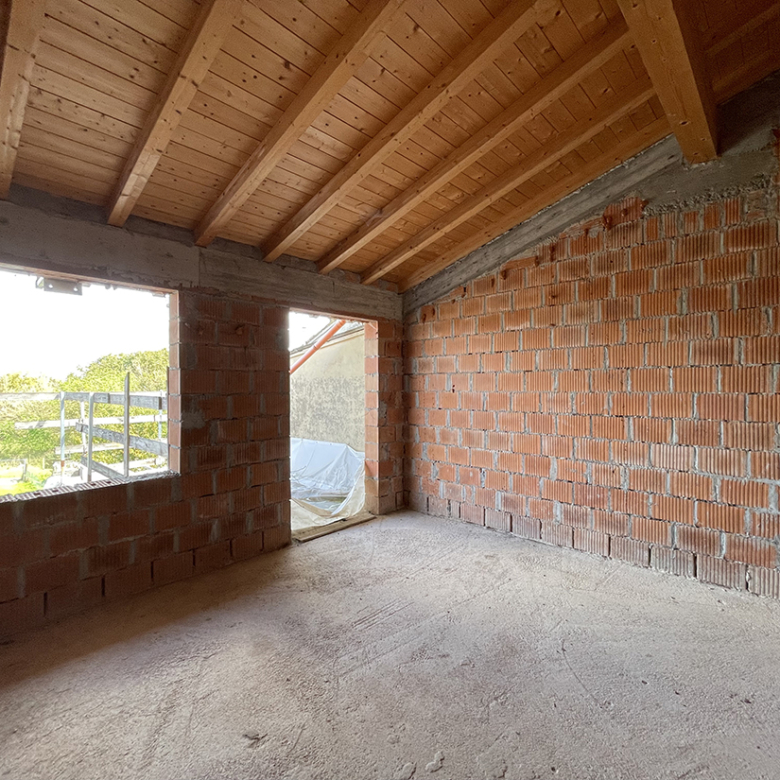 Vendesi casa