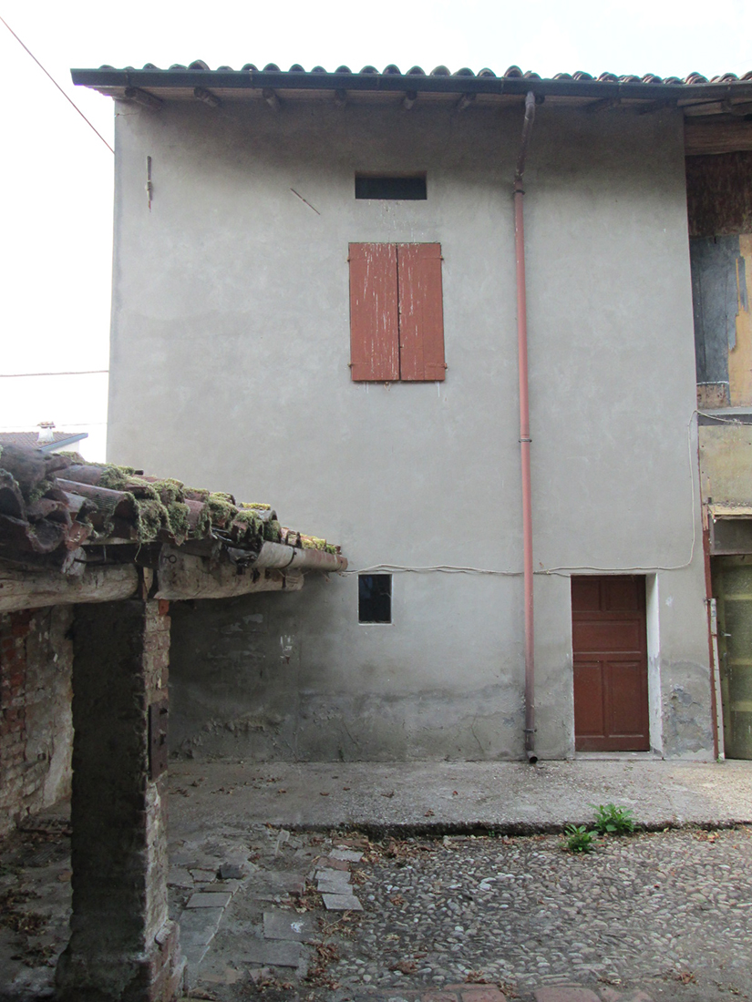 Casa con cortile esclusivo