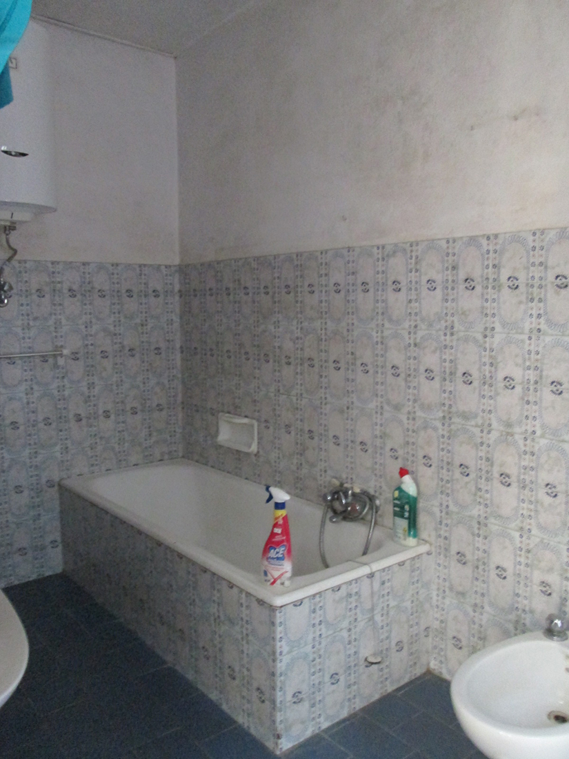 Casa con cortile esclusivo