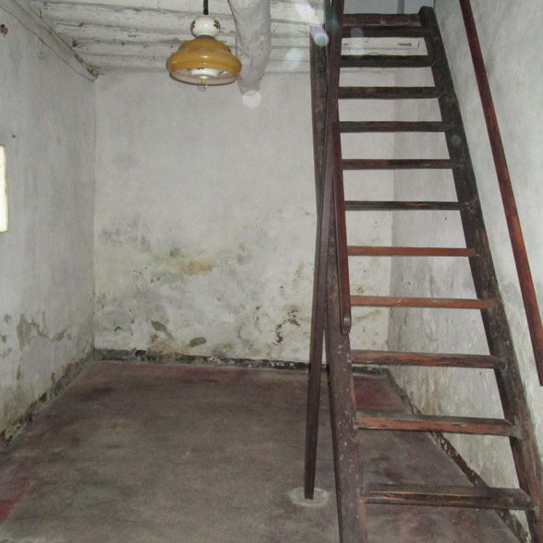 Casa con cortile esclusivo